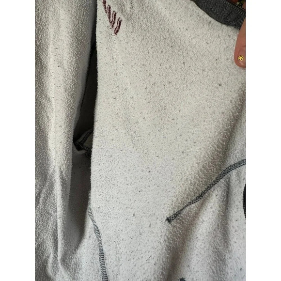 Hollister Women’s size large gray Hoodie - Picture 11 of 12